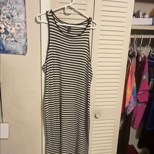 Forever 21 Black and White Striped Dress